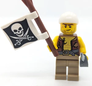 LEGO Pirates III Minifigure - Pirate Vest, Anchor Tatoo (pi158) 70409 Skull Flag - Picture 1 of 6