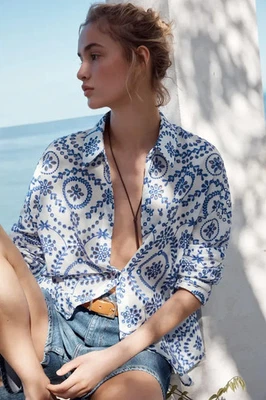 CHEMISE ZARA AVEC BRODERIE CUTWORK CHEMISIER HAUT BLEU BLANC BRODERIE S PETIT 8 4 36 - Photo 1/4