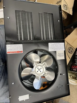 Calentador de techo eléctrico King con kit de superficie 12v 2750 vatios nuevo en cajas abiertas Foto 1 de 4