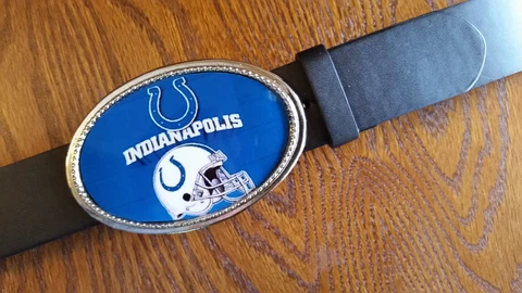 INDIANAPOLIS COLTS - EPOXY PHOTO BUCKLE  & Black Bonded Leather Belt 28" - 52" Cover