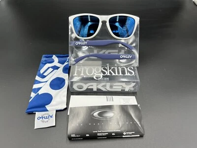 Oakley frogskins B1B 4 Legged Matte White frm w/ Blue Iridium lens 24-222 LE 50  - Image 1 of 4