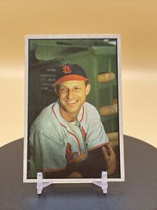1953 Bowman Color - #32 Stan Musial - St. Louis Cardinals