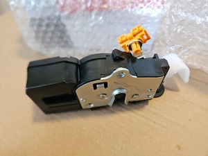 Door Lock Actuator Rear Right #931-109 Fit For Chevrolet Tahoe Cadillac Escalade - Picture 1 of 10