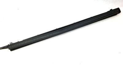 2000 - 2005 宝马 745i 750i E65 右侧日光橡胶靴 54137063040 — 第 1/3 张图片