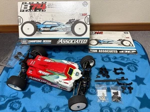 Associated RC10B74 Team Kit 1/10 4WD Buggy RC Car with Options - Picture 1 of 12