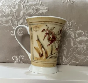 Taza floral de pimpinela rara - Imagen 1 de 5