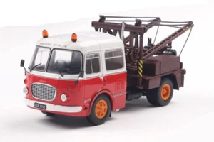 JELCZ PR06 Abschleppen 1/43 + ZEITUNG NEU IXO/IST - Bild 1 von 2