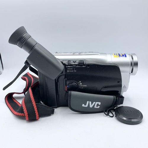 JVC GRSXM260U Super VHSC VHSC Camcorder 700x Digital Zoom *READ