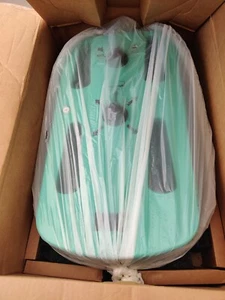 3M 85853 3M Flow Control Cleaner Dispenser with Air Gap - Picture 1 of 4