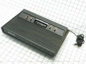 Vintage Atari 2600 4-Switch 1980s Video Game Console - As-is, read for issues