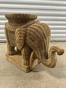 Vintage Natural Rattan Wicker Elephant Plant Stand End Table Boho MCM - Picture 1 of 12