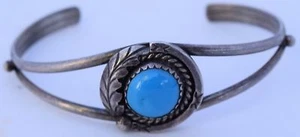 Sterling Silver Southwest Vivid Blue Round Turquoise Feather Leaf Cuff 5.75"   - Picture 1 of 7