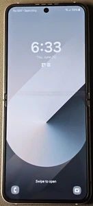 Samsung Galaxy Z Flip 6 - 512GB Silver (Unlocked) *WORKS: PARTS ONLY* - Afbeelding 1 van 16