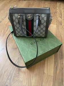 Las mejores ofertas en Bolsos y carteras pequeñas rayas Gucci para Mujeres  | eBay