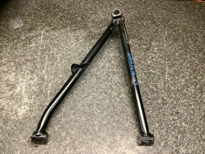 Ski-Doo MXZ Summit X 850 ETEC 2019 brazo de control inferior izquierdo 104E Foto 1 de 2