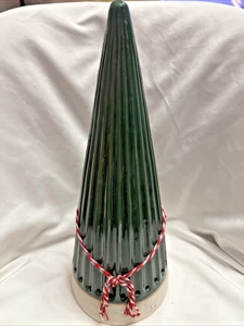 Lighted Ceramic Tabletop countertop shelf Christmas holiday Tree home décor - Picture 1 of 7