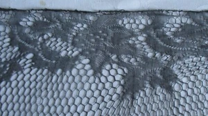 Antiker französischer Chantilly Schal Tuch bretonisch um 1850 fein und sehr leicht - Bild 1 von 8