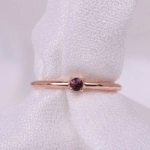 Anillo de compromiso relleno de oro rosa de 14 k de alejandrita natural certificado - Imagen 1 de 7