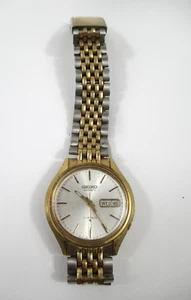 ** Orologio Vintage Seiko 17 Jewels Data Uomo Automatico Giappone 992223 - Foto 1 di 3