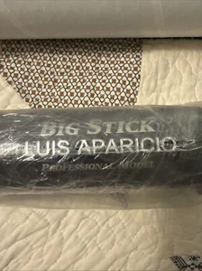 2017 Hit Parade Autographed Full Size Bat Luis Aparicio 2/100 - Picture 1 of 6