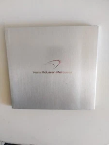 Team McLaren Mercedes 2004 Neuwagen/Team Launch Press Pack - Bild 1 von 3