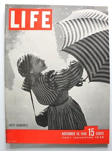 Life Magazine November 18, 1946 - Party Raincoats - Bild 1 von 3