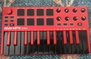 Akai Professional MPK Mini Special Edition rot nicht getestet ohne Netzkabel - Bild 1 von 3