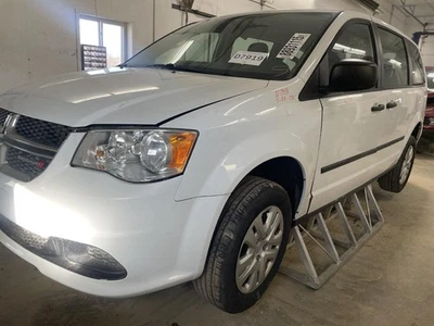 Used Front Right Seat Belt Front fits: 2016 Dodge Caravan bucket seat passenger Foto 1 de 4