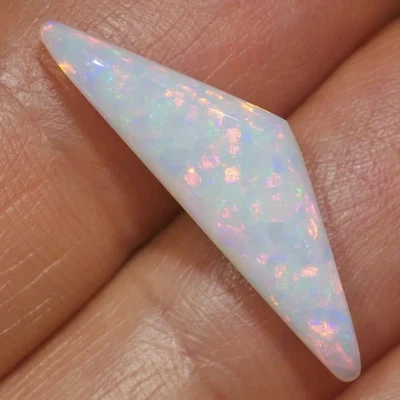 4.89 ct Multicolor Welo Edelopal Opal Schmuck Edelstein Cabochon aus Äthiopien - Bild 1 von 4