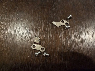 Singer 4432 Sewing Machine Replacement Part Rotary Hook Plate 1 + 2  - Image 1 of 2