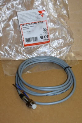 Sensor de proximidad Carlo Gavazzi IA12DSN04PO, interruptor, 10-40VDC, 12 mm, distancia de 4 mm Foto 1 de 4