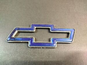 1995-99 Chevrolet Chevy Cavalier, Blazer, S-10 Blue/chrome Bowtie Trunk Emblem 