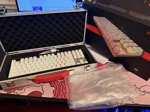 Cherry MX 8.2 TKL Wireless Gaming Keyboard MX Red Switch Aluminum Carrying Case - Picture 1 of 2