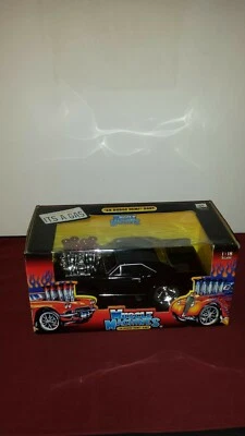 Dodge Hemi Dart 2003 Muscle Machines '68 1:18 negro *nuevo en caja* Foto 1 de 4