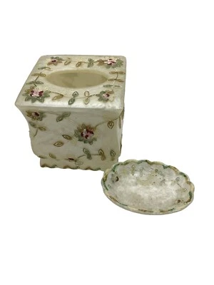 Popular Juego de Caja de Pañuelos de Baño y Jabonera Patrón Bordado Acrílico Como Perla Foto 1 de 4