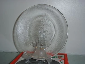 Duralex Les Verreries De Saint Gobain Christmas Tree Glass Serving Platters - Picture 1 of 9