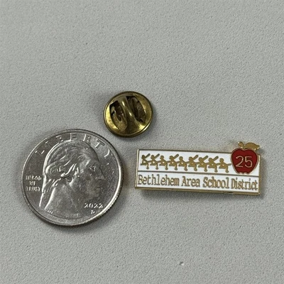 Bethlehem Area School District 25 Years Teacher Pennsylvania Pin Pinback #56093 - Image 1 of 2