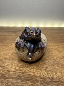 1994 WINDSTONE EDITIONS PENA PEACOCK HATCHING GARGOLINGUS DRAGON Egg - Picture 1 of 8