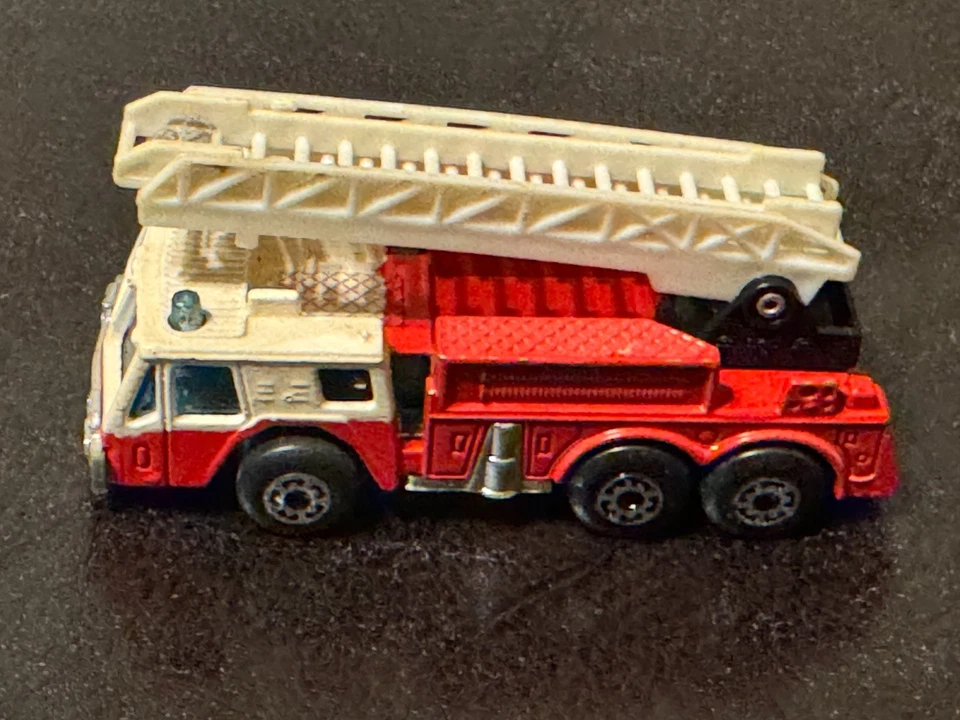 Matchbox Extending Ladder Fire Dept. Engine Red/White  - Image 1 of 1