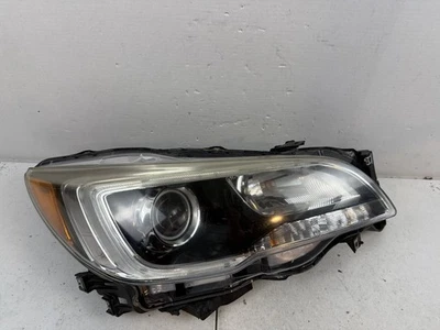 Faro halógeno lado pasajero derecho Subaru Outback Legacy 2015-2017 OEM Foto 1 de 4