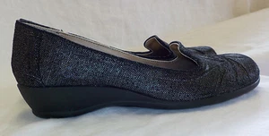 Soft Style Hush Puppies Size 8N NWOT Black Multi 1.5" Heel Fabric Upper Nonskid - Picture 1 of 12
