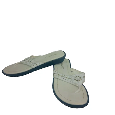 Sandalias de tanga blancas Cabin Creek para mujer talla 7,5 M Foto 1 de 4