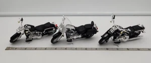 SET OF (3) Maisto 1:18 scale Motorcycles (2) HD and YAMAHA Road Star Motorcycle - Picture 1 of 7