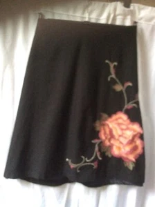 12 Black 55% Linen Skirt Lined By Atmospher 25 In Long Embroidered Flower A Line - Picture 1 of 7