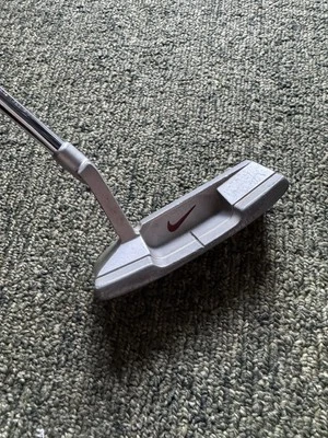 NIKE VRS Youth Junior 30” Putter Golf Club Right Handed - Image 1 of 4