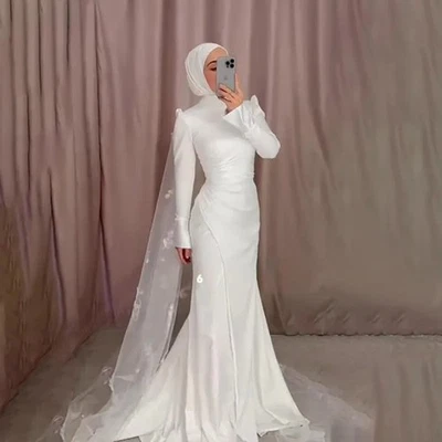  Vintage Pearls Mermaid Wedding Dresses Muslim High Collar Button Bridal Gowns - Image 1 of 4