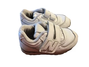 New Balance Kids' 550  with Top Strap Sz5 - Picture 1 of 12