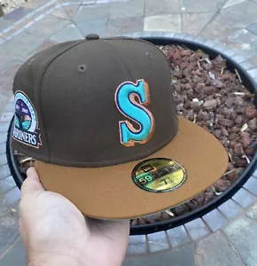 Exklusive New Era Seattle Mariners eng anliegende Mütze MLB Club Größe 7 3/8 zweifarbig braun - Bild 1 von 5