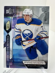 2021-22 Upper Deck Premier John Jason Peterka Rookie /399 Buffalo Sabres #122 RC - Foto 1 di 2