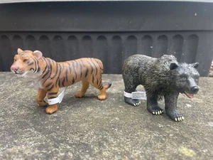CollectA Tiger Bear Black African Jungle Figure Safari Bundle FREE POSTAGE - Picture 1 of 9